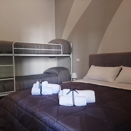 Beb Ammirata Hotel Palermo Bagian luar foto