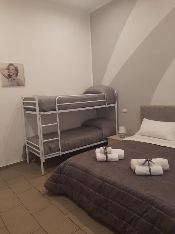 Beb Ammirata Hotel Palermo Bagian luar foto